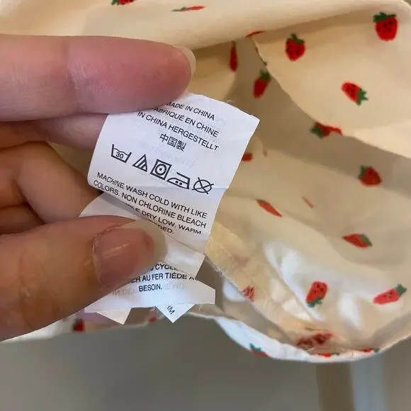 Madewell Women's Size 2 Cotton Tie-Front Keyhole Cami Top in Fresh Strawberries - Picture 12 of 12